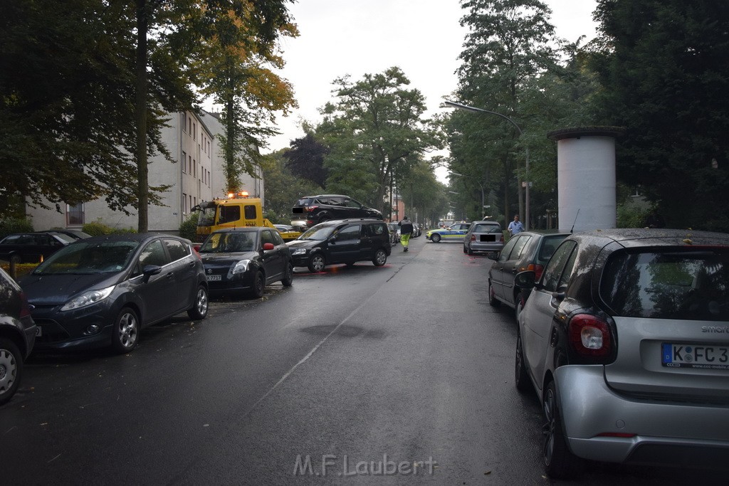 VU mehere verletzte Koeln Gremberg Luederichstr Grembergerstr P111.JPG - Miklos Laubert